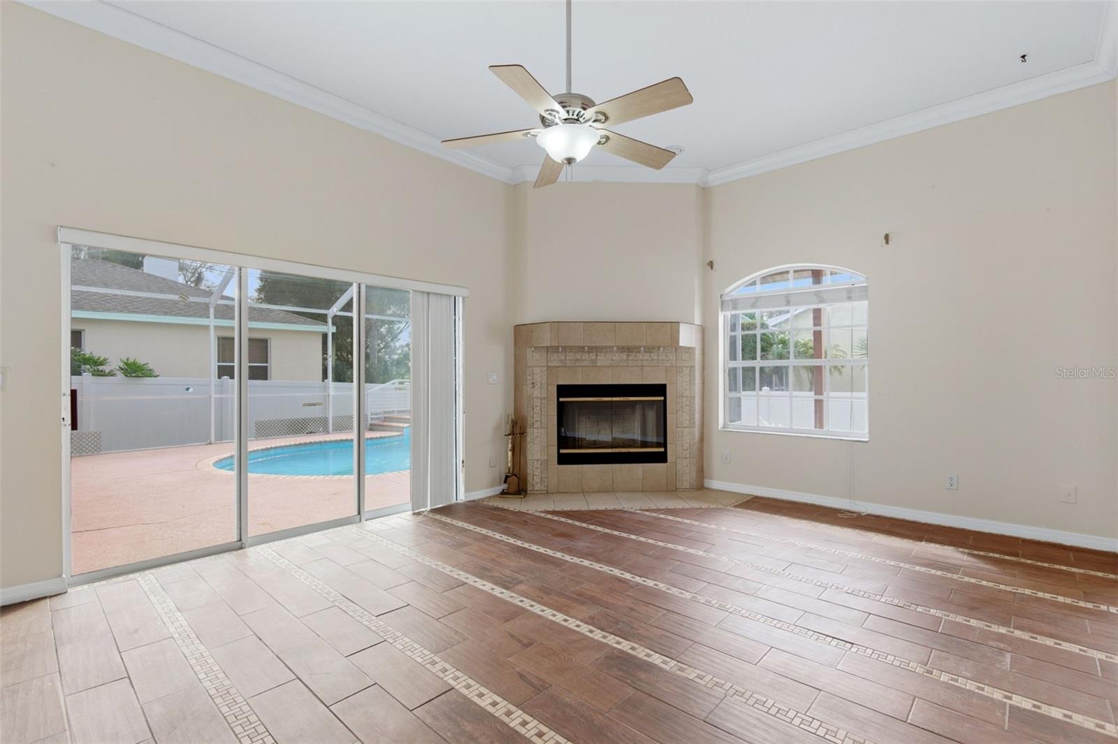 Image 17 of 44 For 9238 Sea Oaks Court