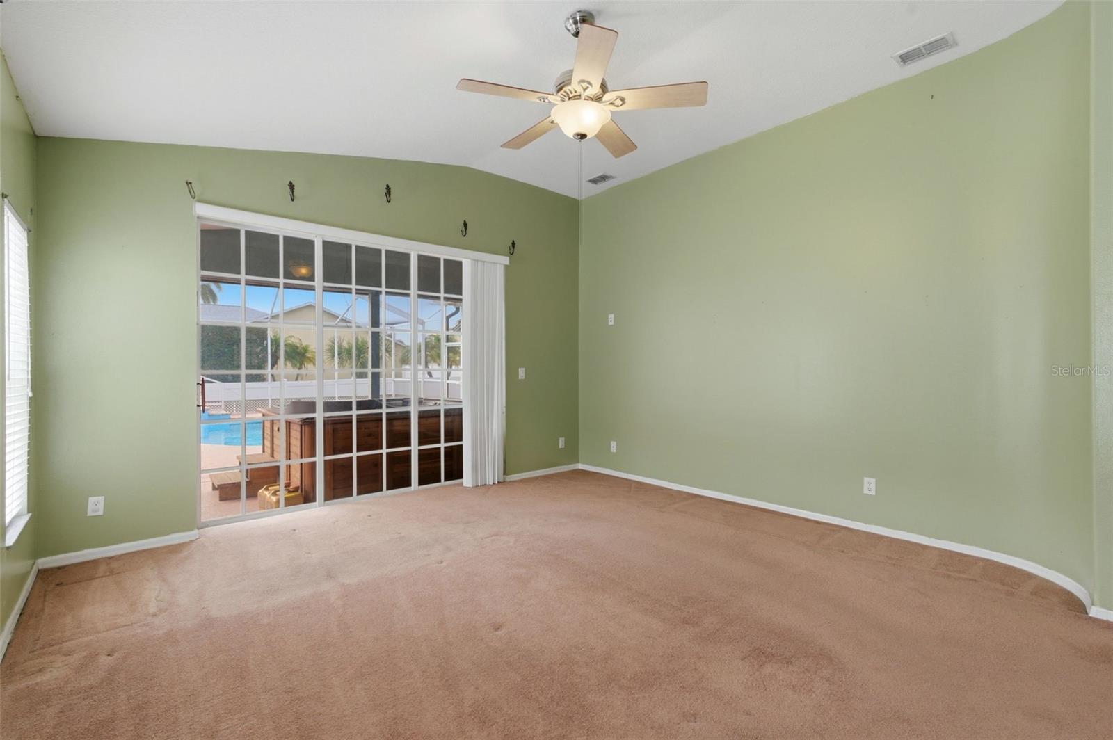 Image 19 of 44 For 9238 Sea Oaks Court