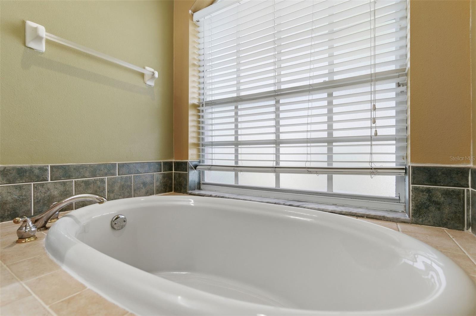 Image 25 of 44 For 9238 Sea Oaks Court