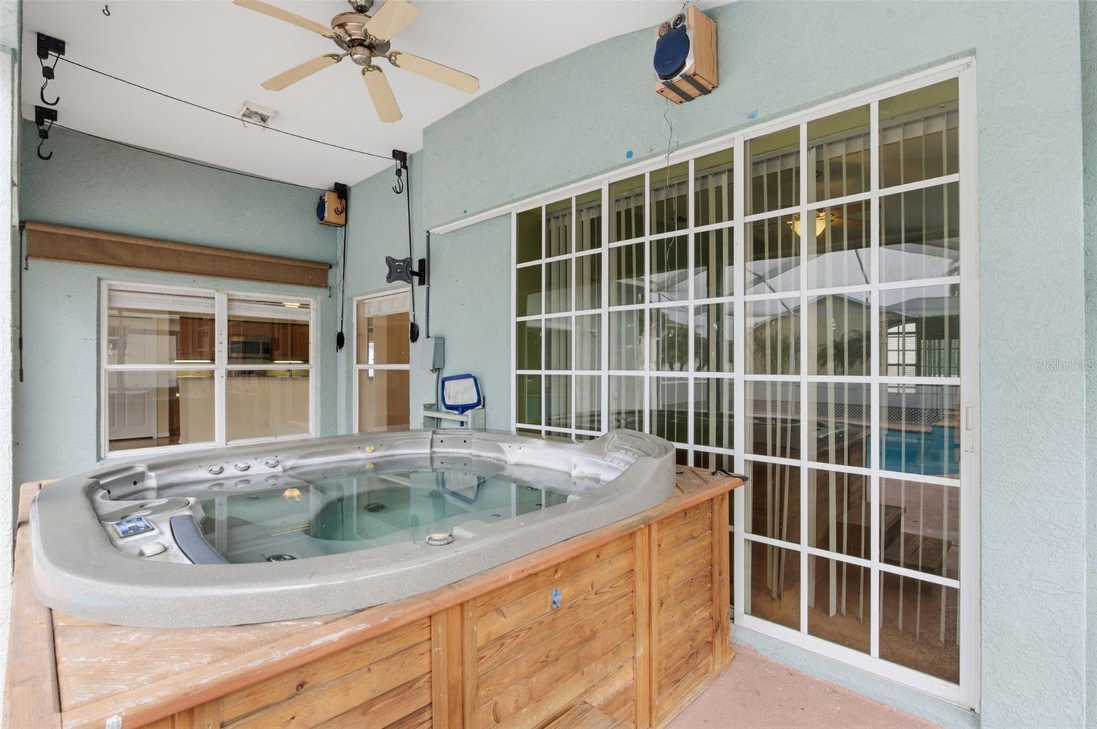 Image 38 of 44 For 9238 Sea Oaks Court