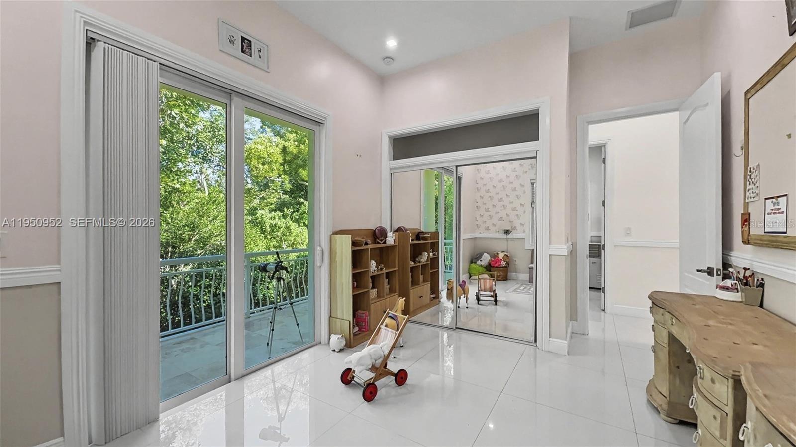 Image 18 of 28 For 34 Seagate Beach Unit #34