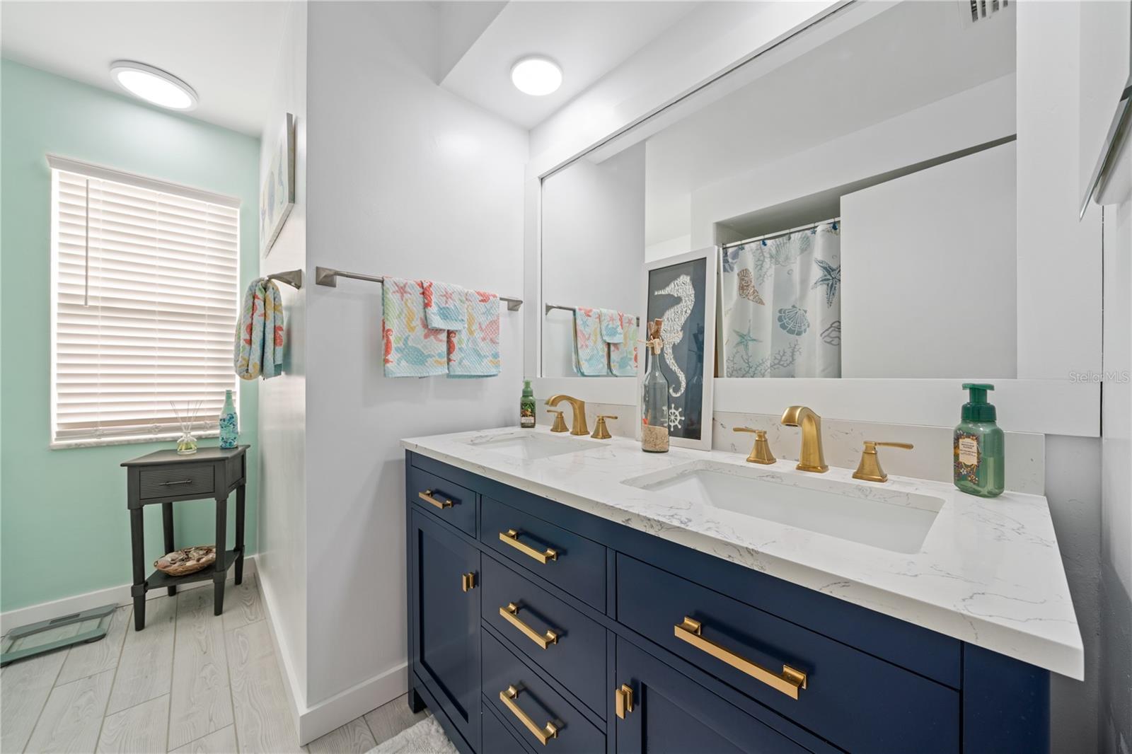 Image 22 of 69 For 632 Shore Drive