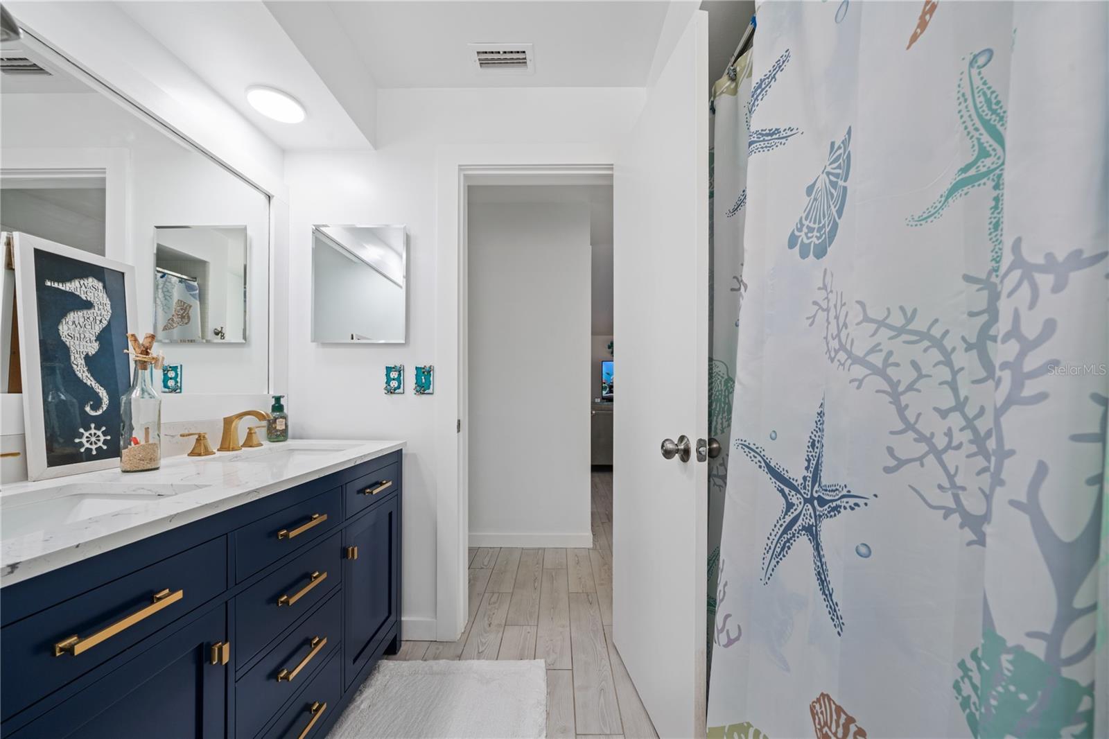 Image 24 of 69 For 632 Shore Drive