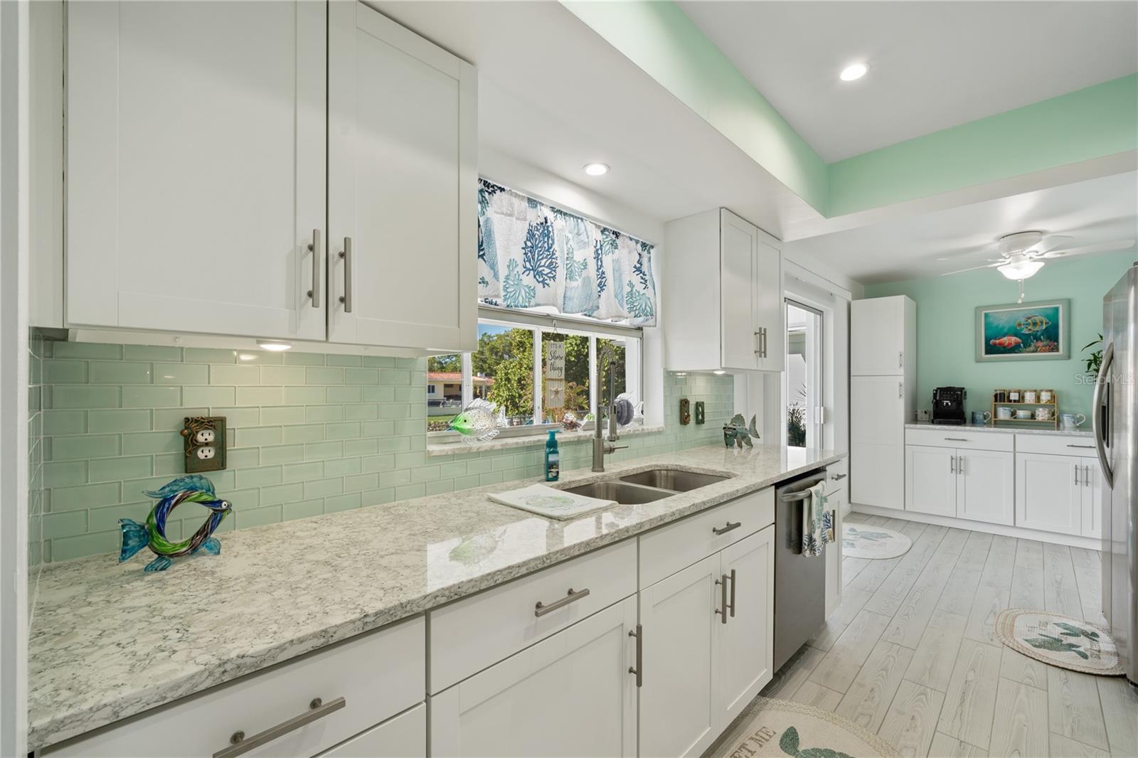 Image 27 of 69 For 632 Shore Drive