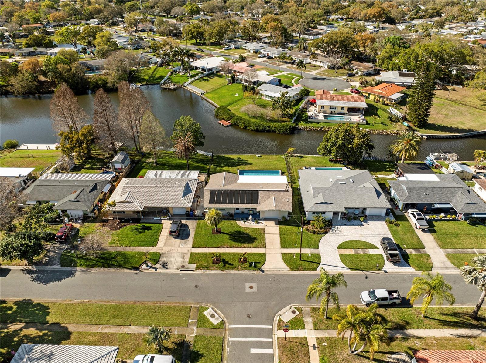 Image 49 of 69 For 632 Shore Drive