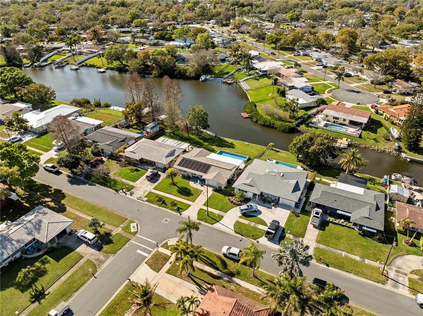 Image 50 of 69 For 632 Shore Drive