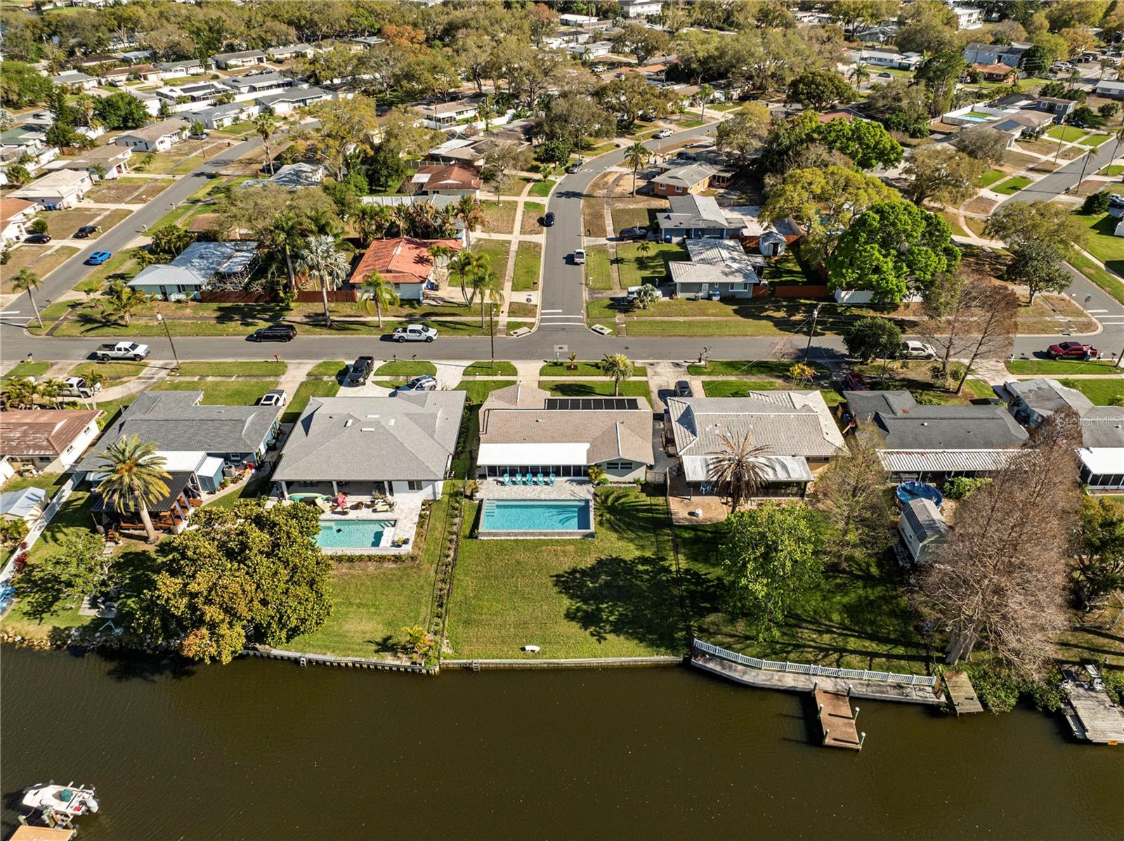 Image 53 of 69 For 632 Shore Drive