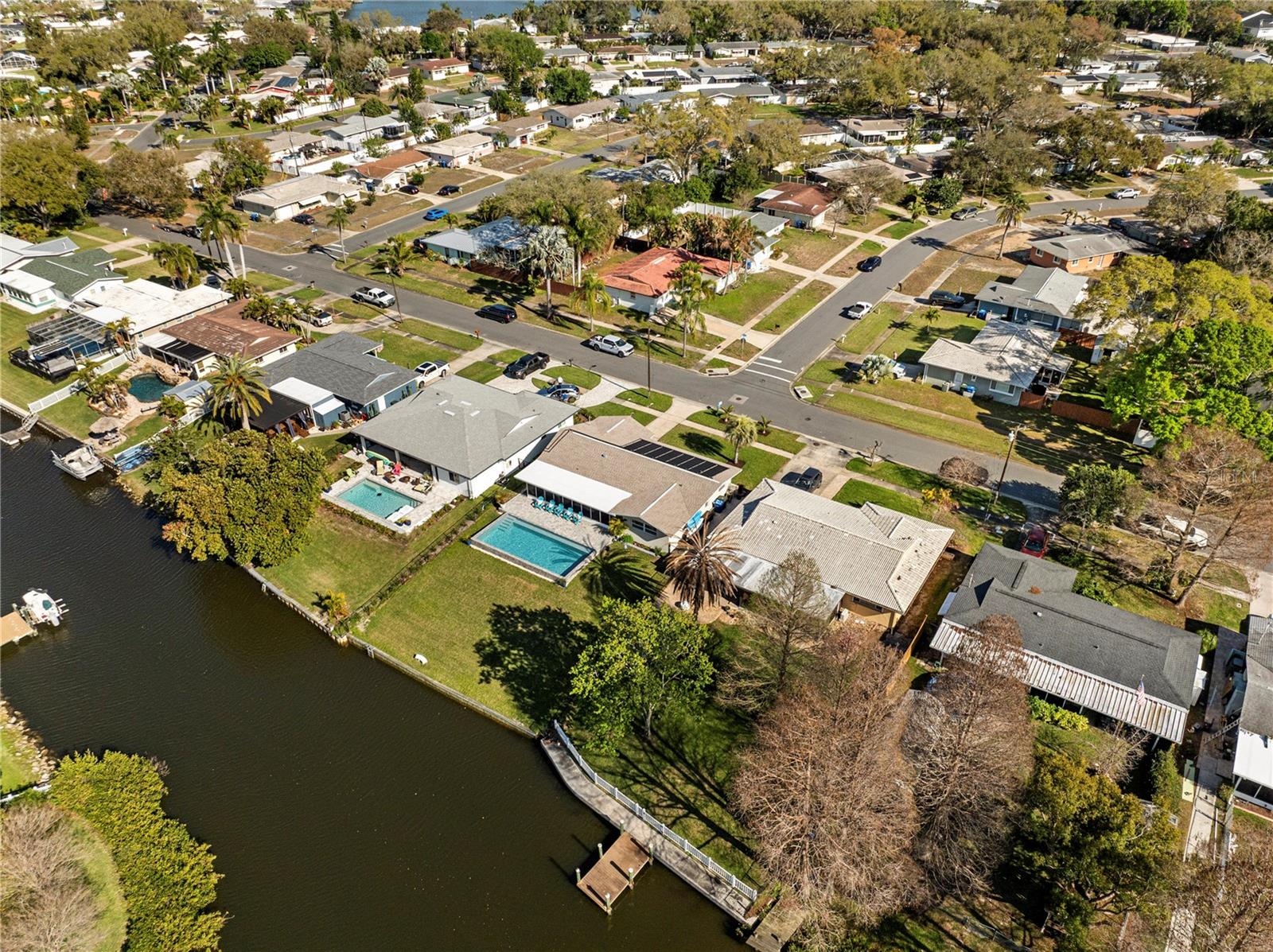 Image 54 of 69 For 632 Shore Drive