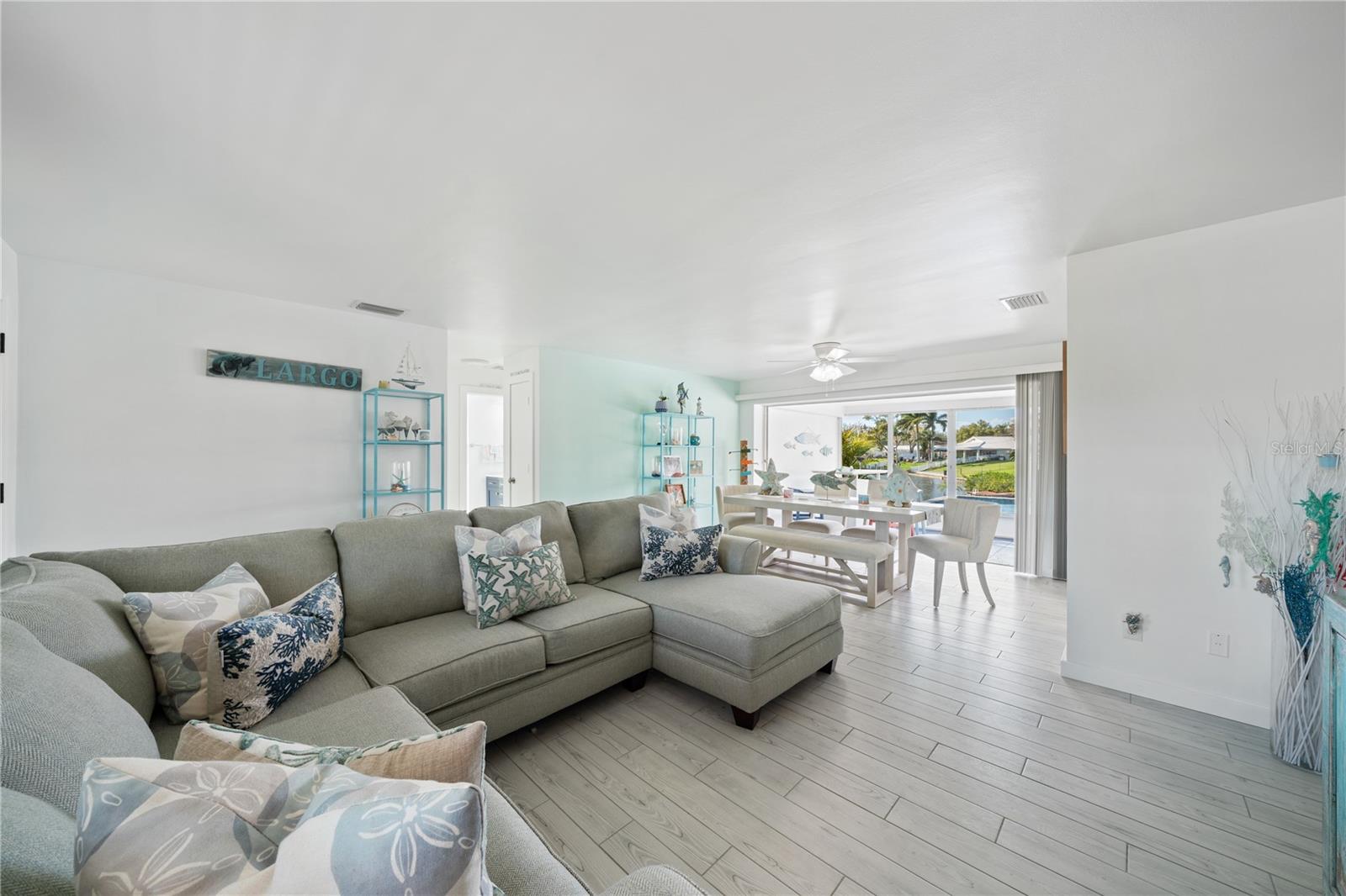 Image 8 of 69 For 632 Shore Drive