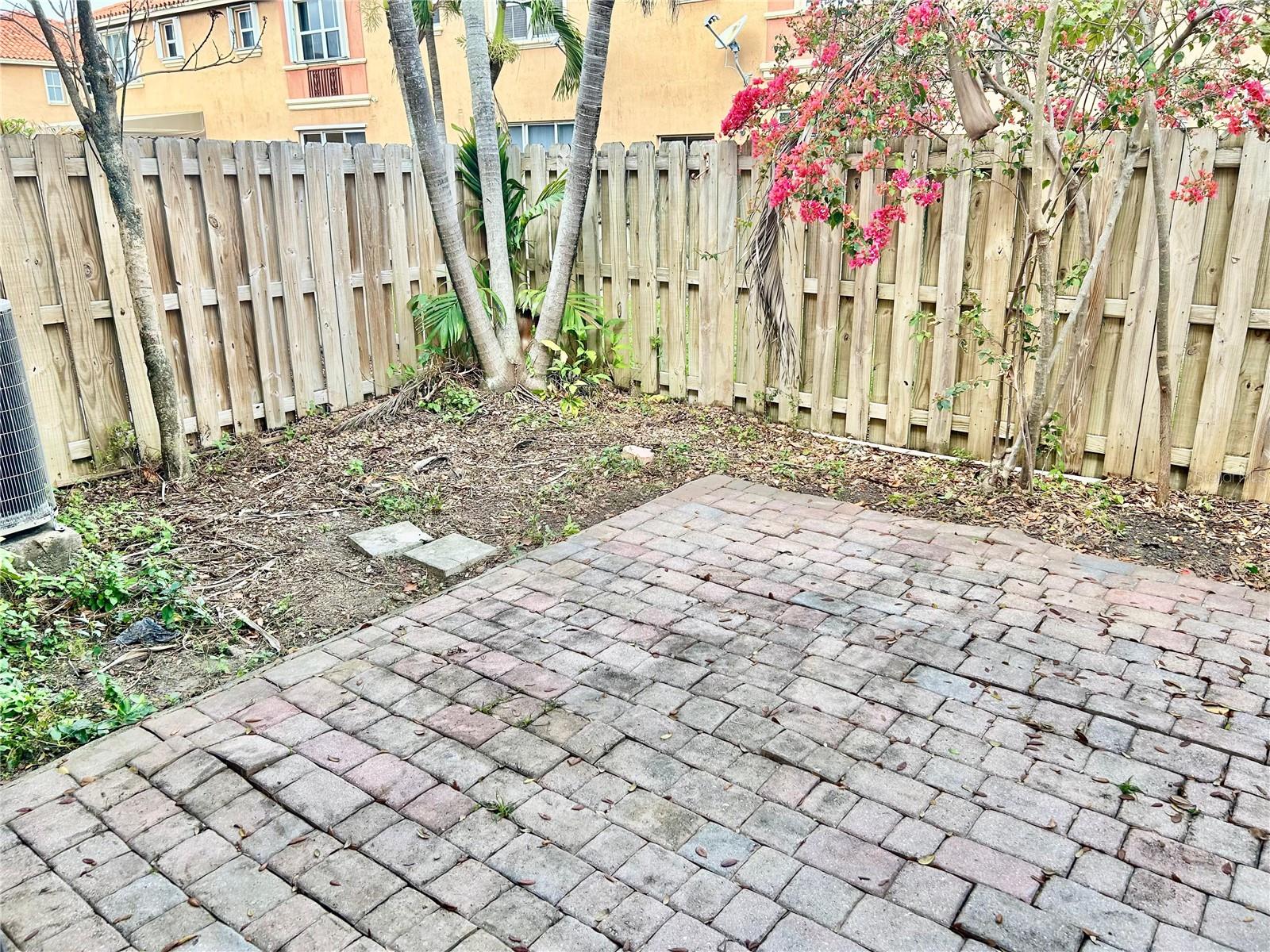 Image 10 of 26 For 15221 31st Lane