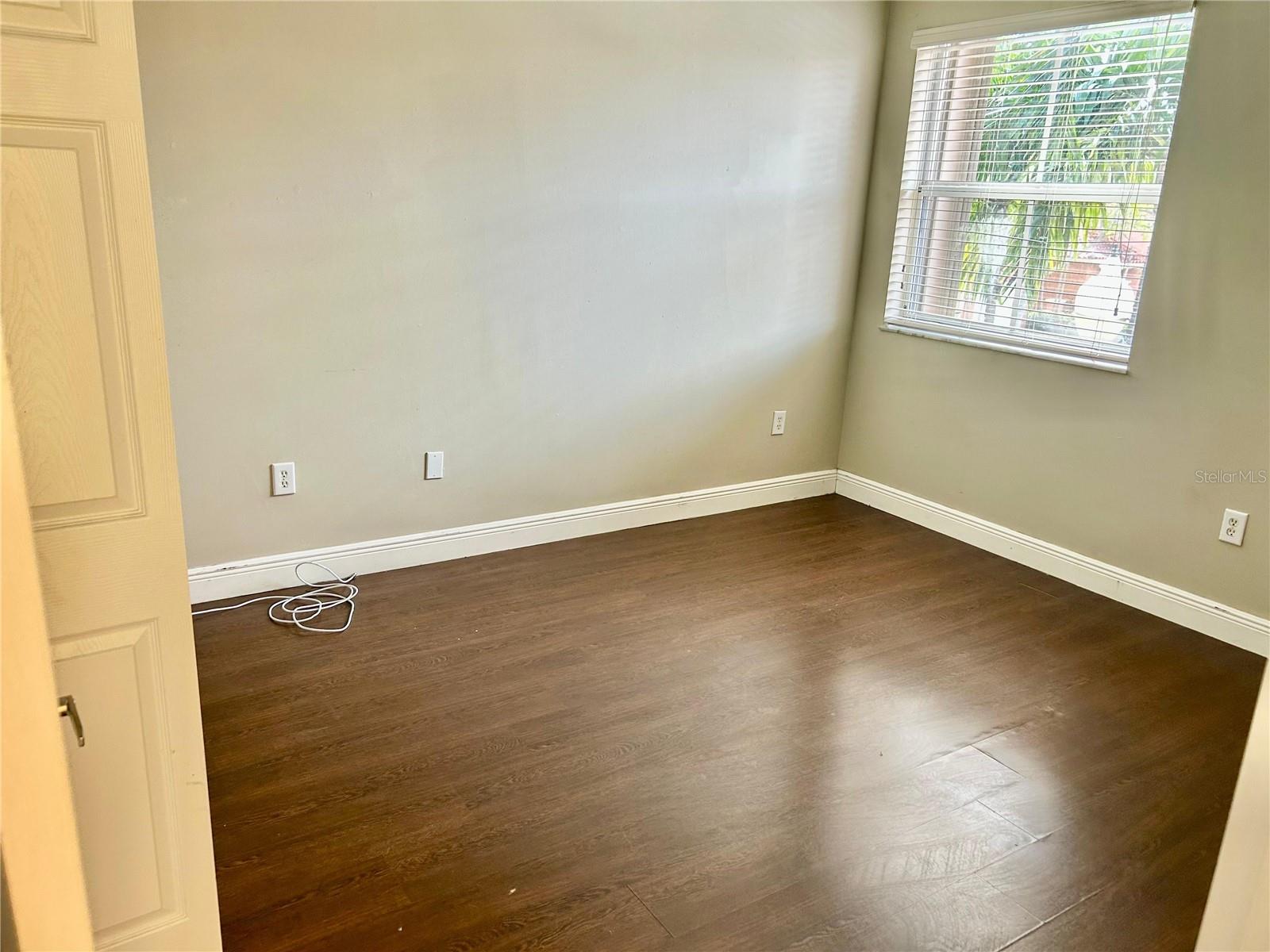 Image 24 of 26 For 15221 31st Lane