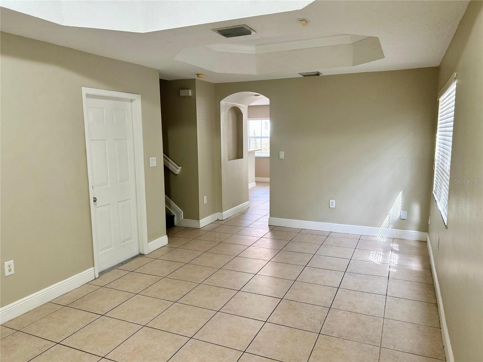 Image 4 of 26 For 15221 31st Lane