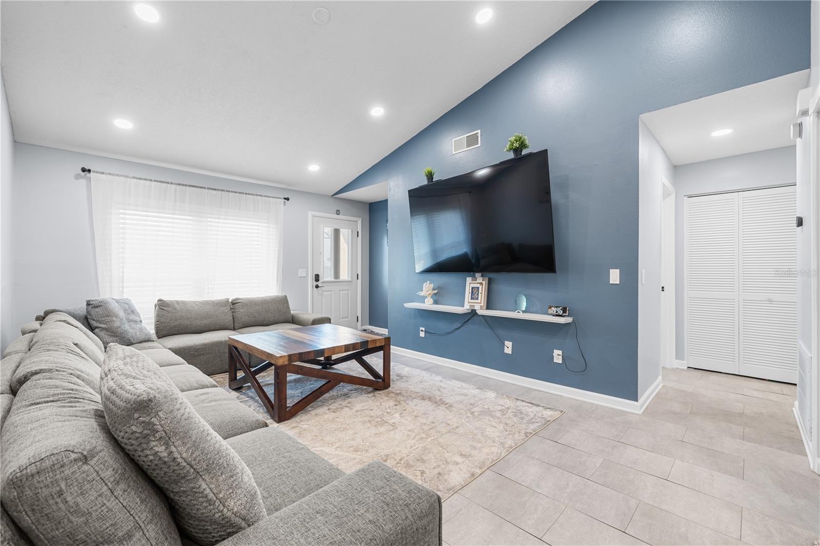 Image 7 of 41 For 12181 74th Street