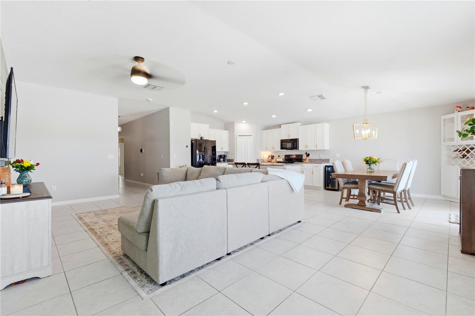 Image 10 of 51 For 3613 Romano Busciglio Street