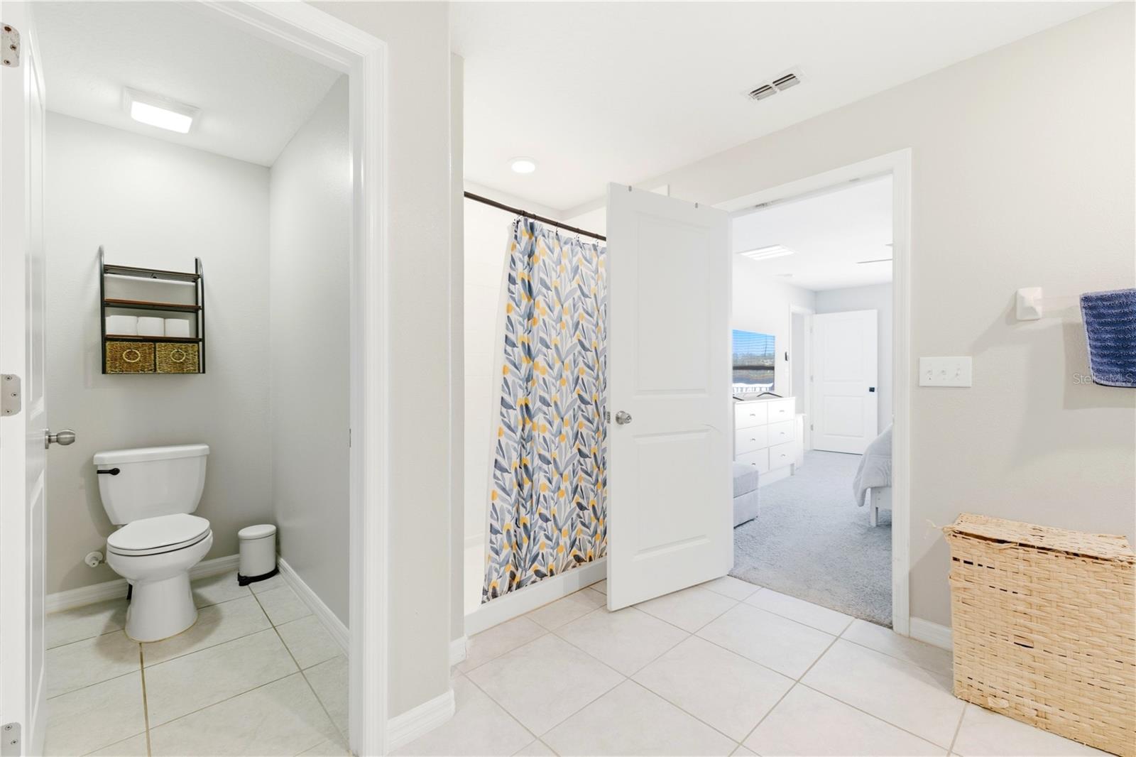 Image 20 of 51 For 3613 Romano Busciglio Street