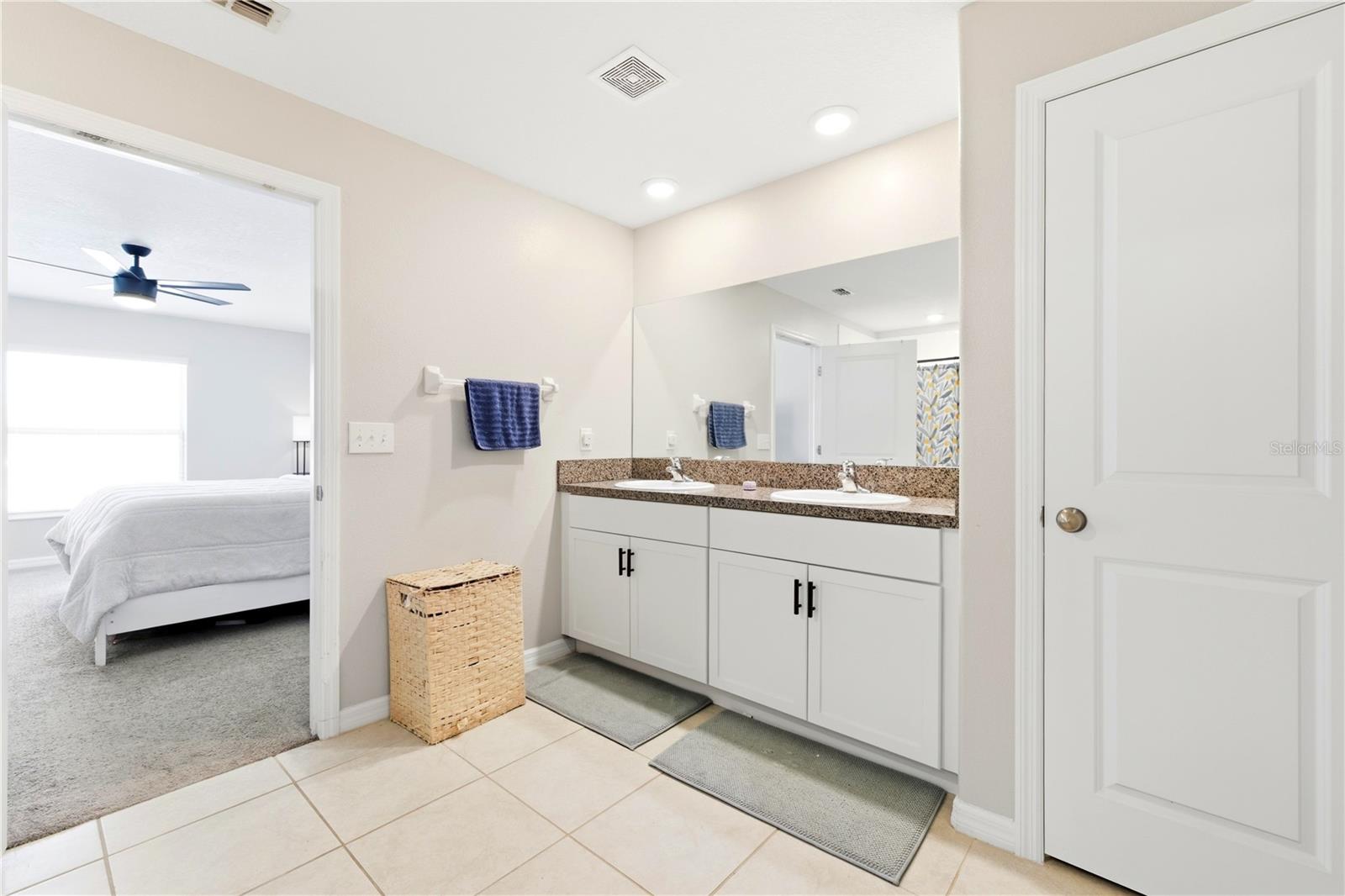 Image 21 of 51 For 3613 Romano Busciglio Street