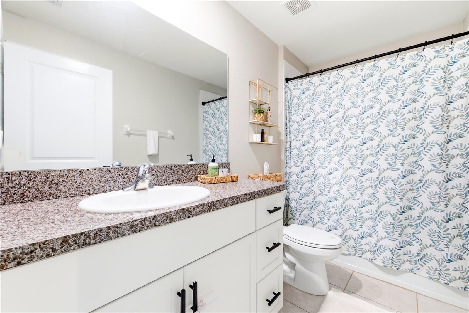 Image 28 of 51 For 3613 Romano Busciglio Street