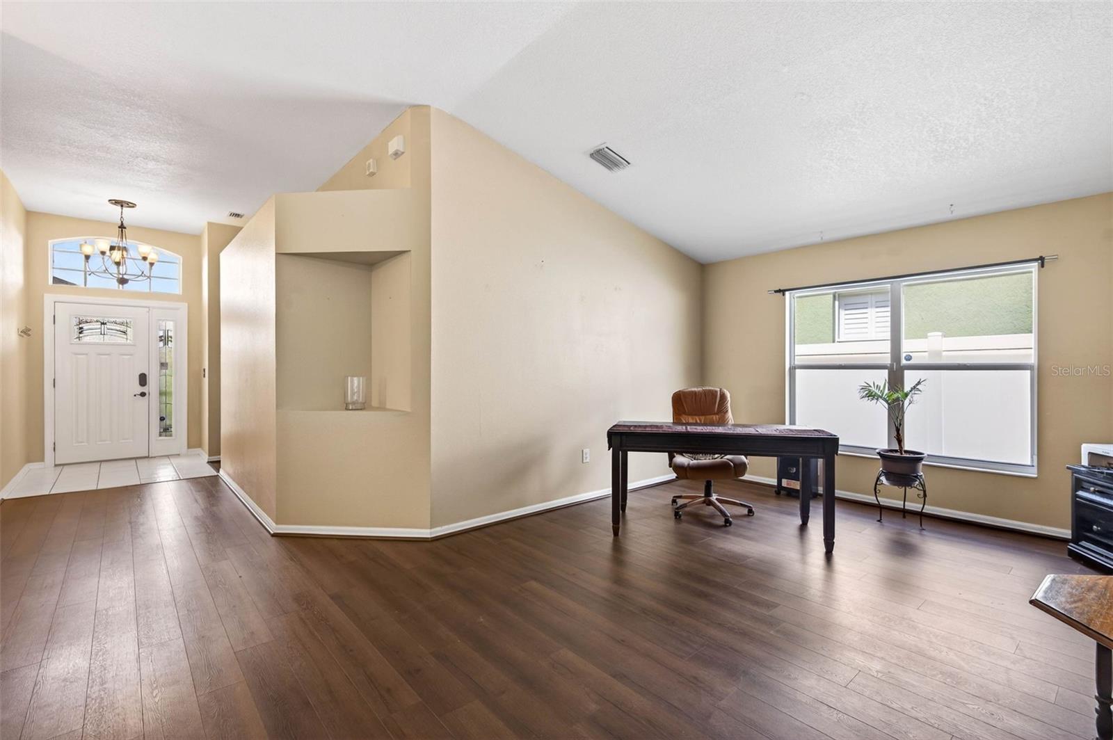 Image 10 of 59 For 29454 Crossland Drive