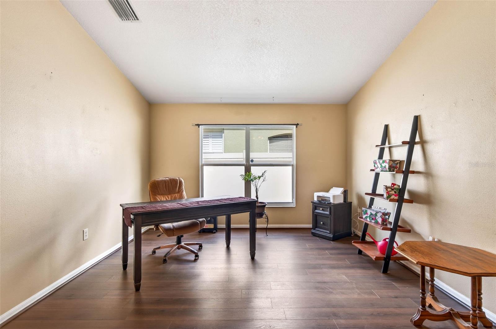 Image 11 of 59 For 29454 Crossland Drive