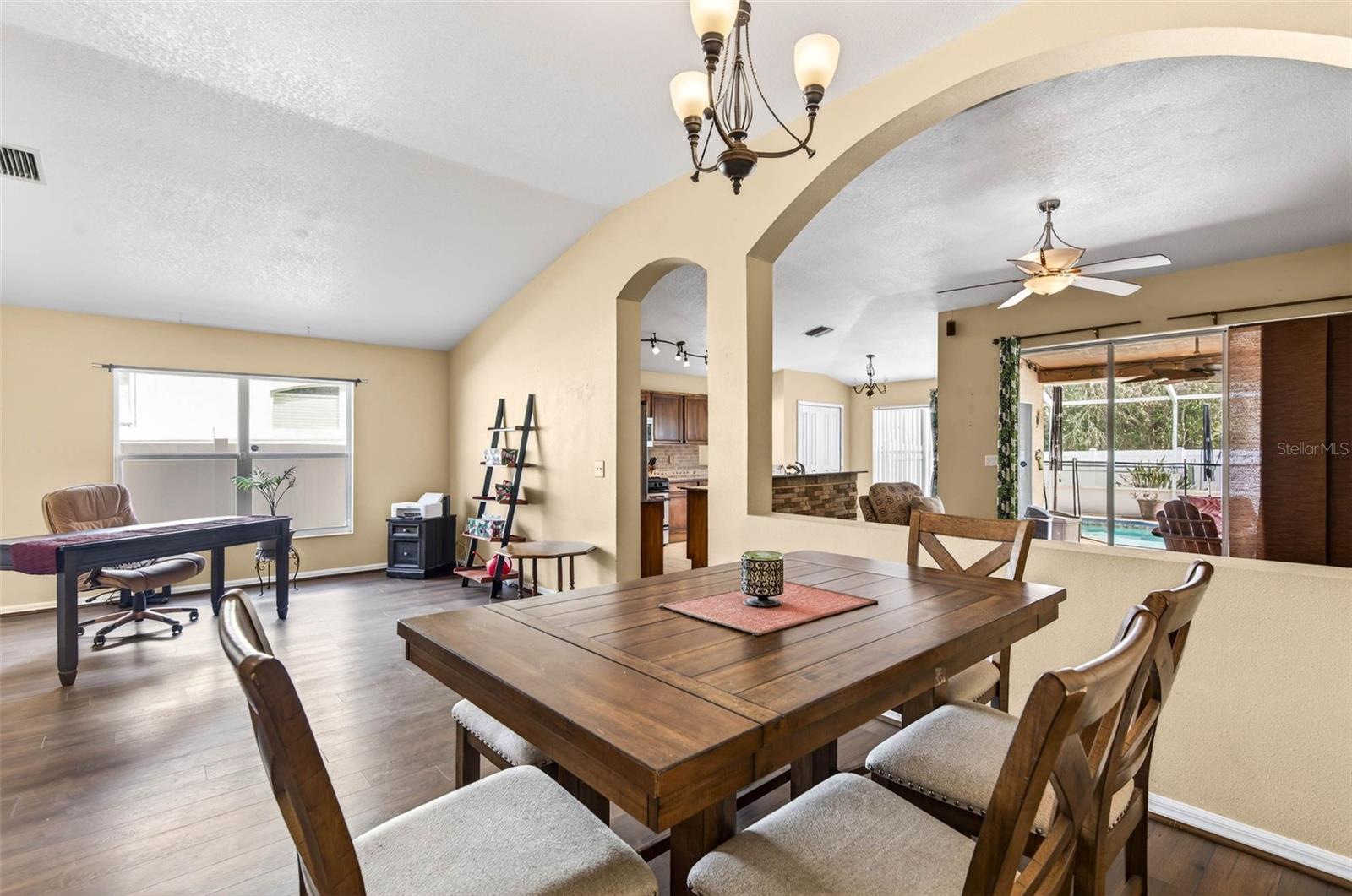 Image 14 of 59 For 29454 Crossland Drive