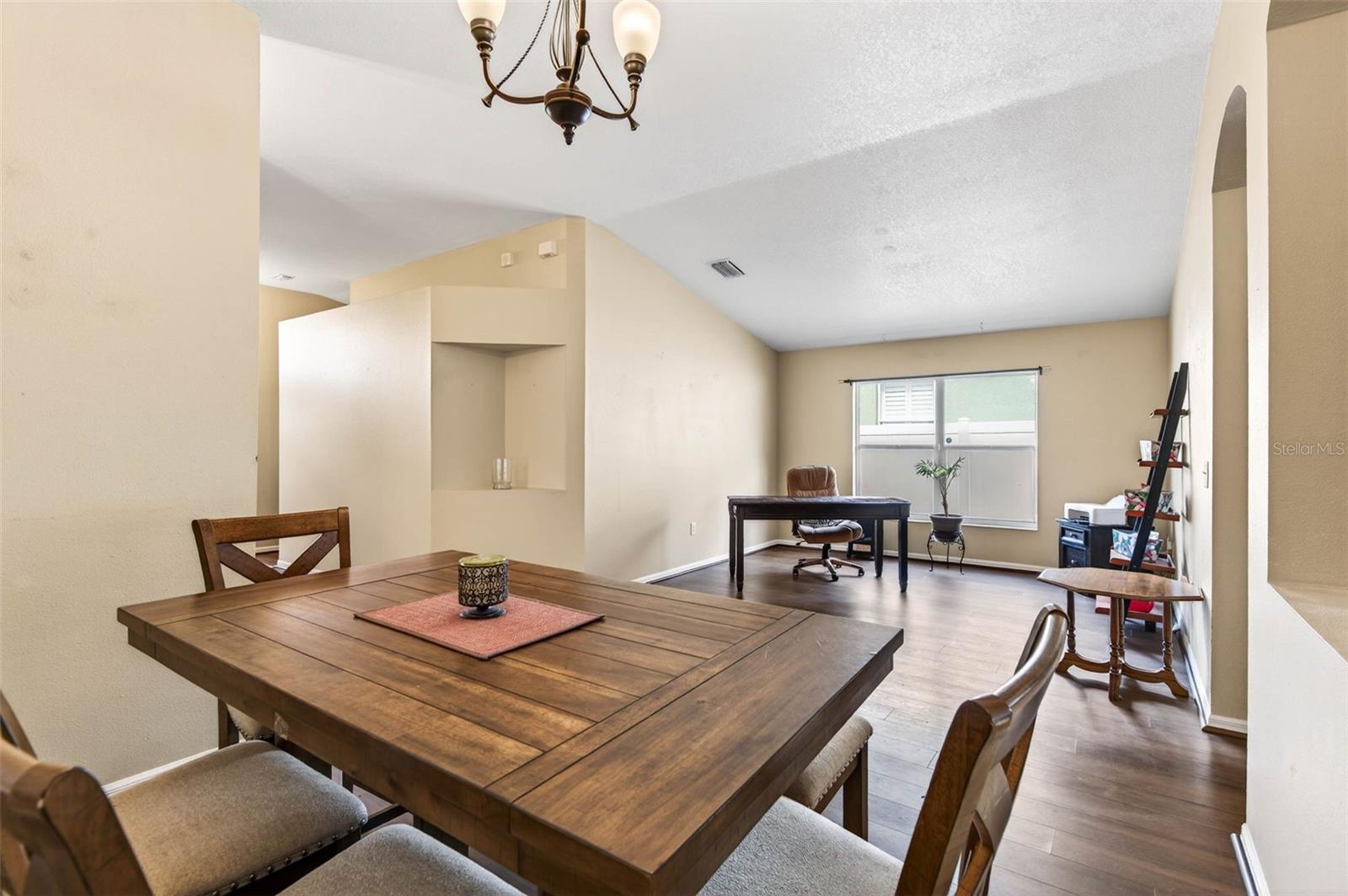 Image 16 of 59 For 29454 Crossland Drive