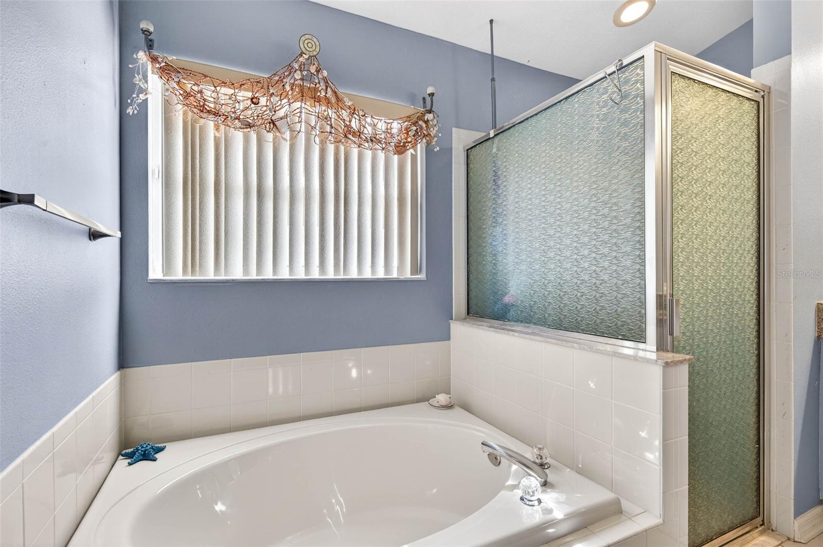 Image 37 of 59 For 29454 Crossland Drive