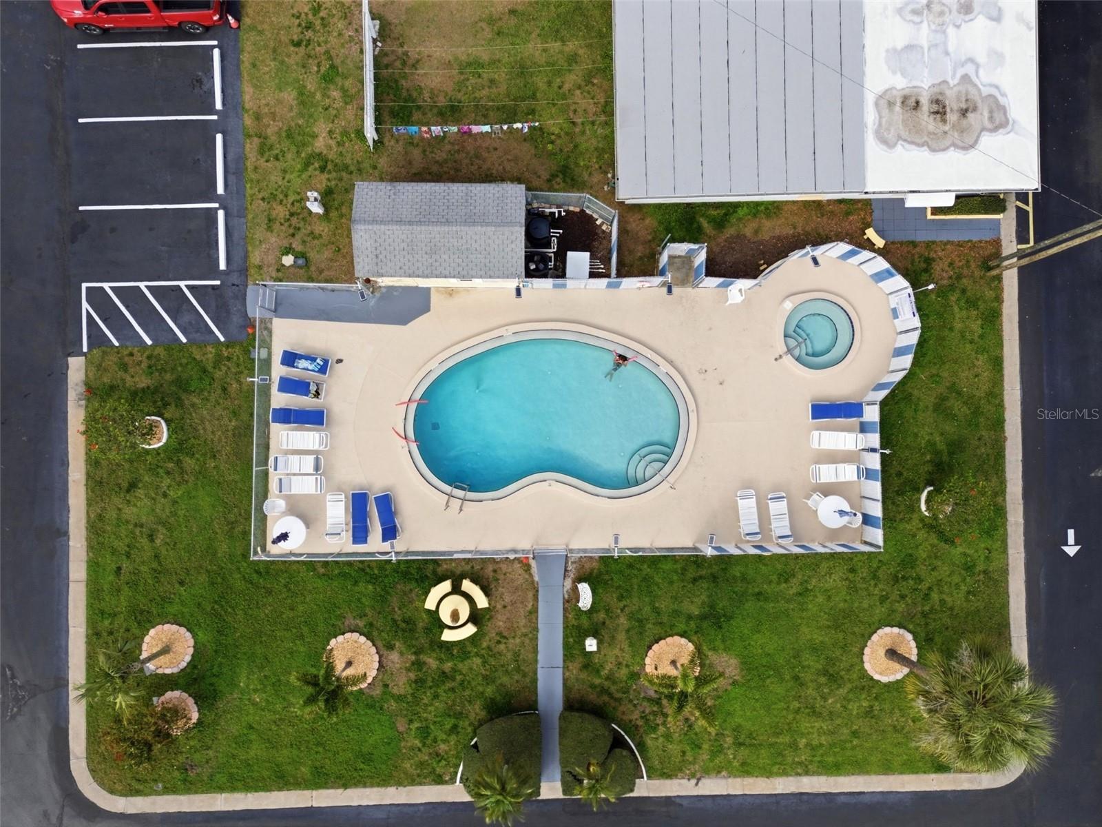 Image 36 of 41 For 7803 46th Avenue N 90