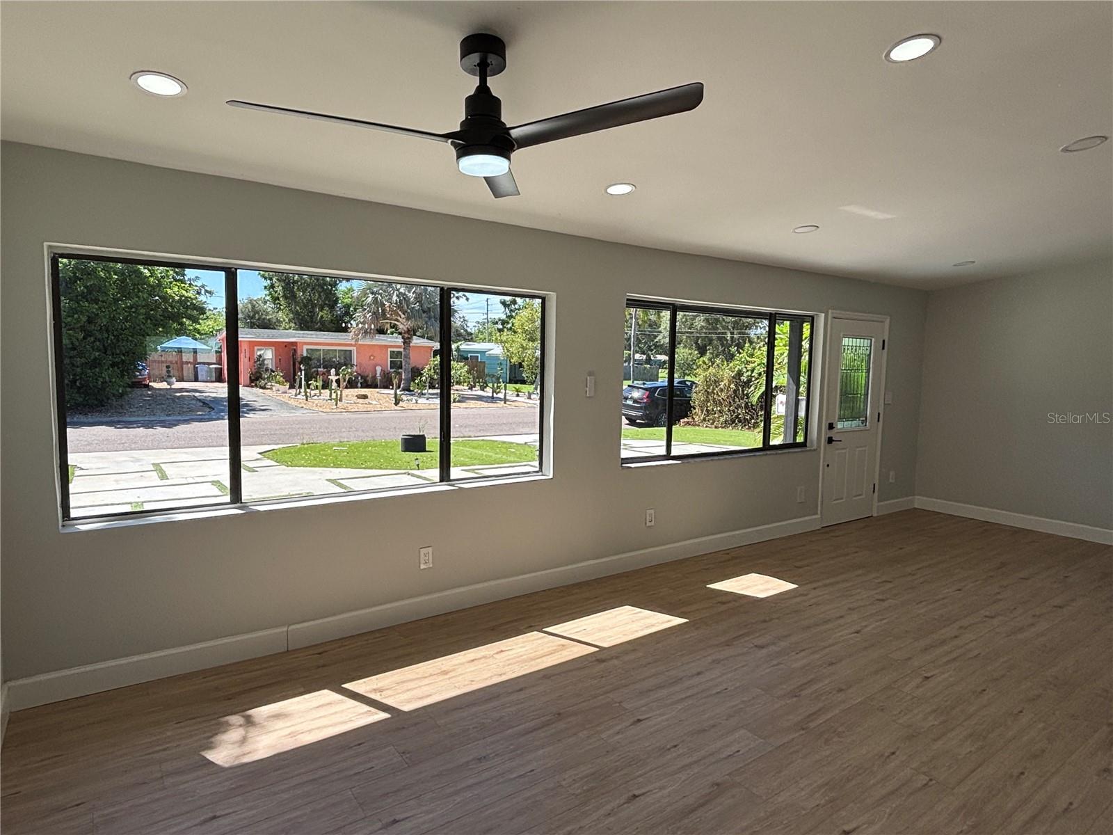 Image 2 of 29 For 3983 Marlin Drive Se