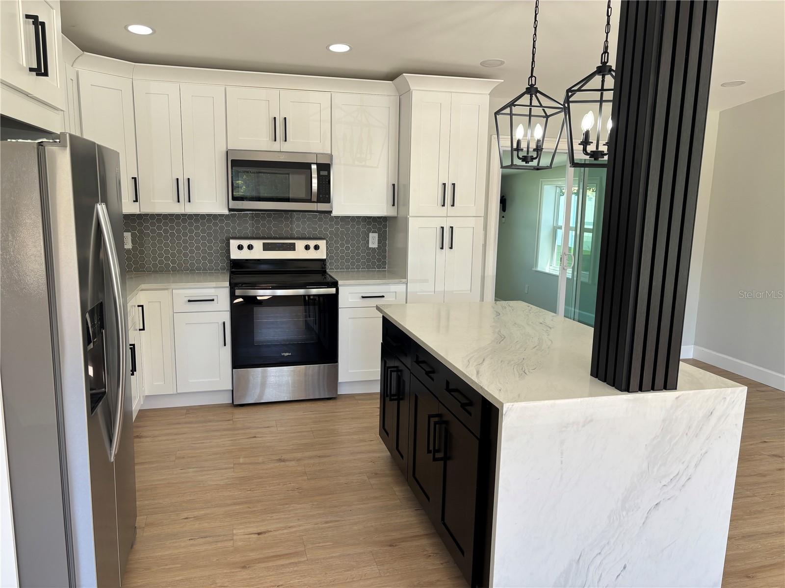 Image 6 of 29 For 3983 Marlin Drive Se