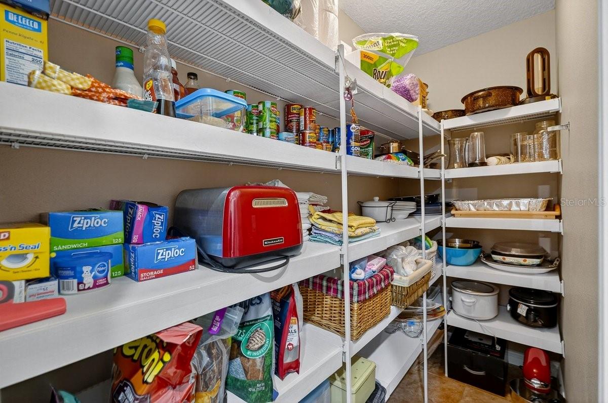 Image 10 of 59 For 1613 Town Park Drive