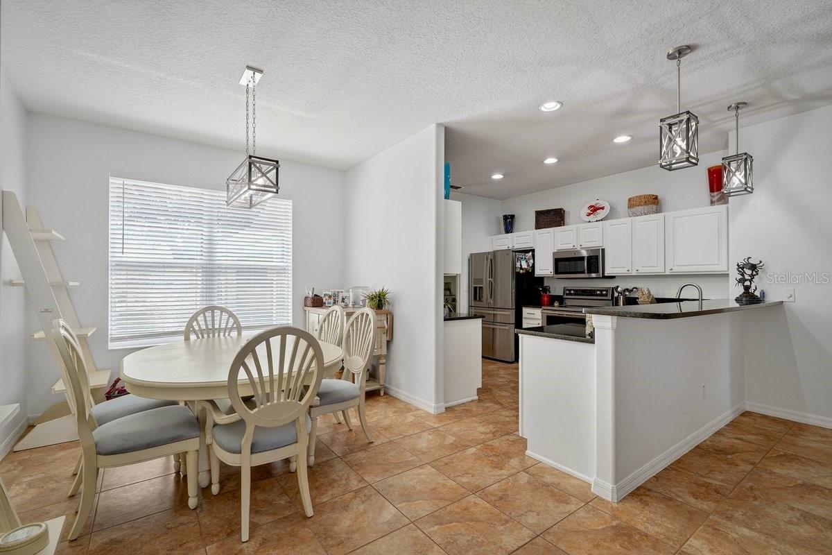 Image 17 of 59 For 1613 Town Park Drive