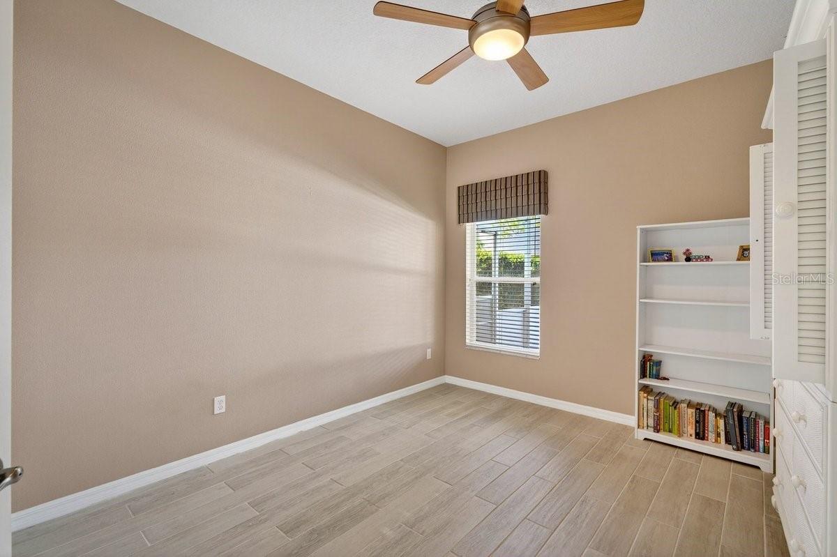 Image 30 of 59 For 1613 Town Park Drive