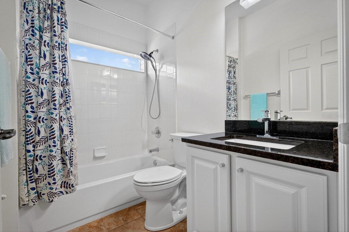 Image 31 of 59 For 1613 Town Park Drive