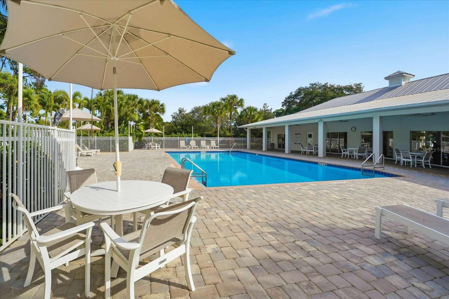 Image 30 of 34 For 235 11th Square Sw