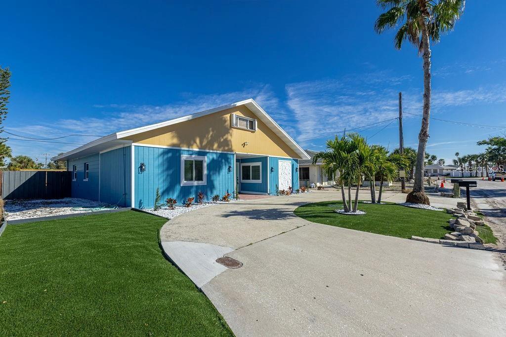 Image 2 of 25 For 14019 Parsley Drive