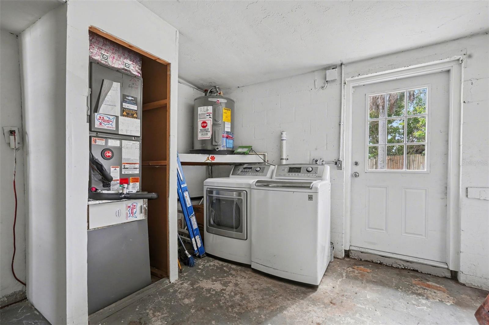 Image 17 of 29 For 6714 Sandra Drive