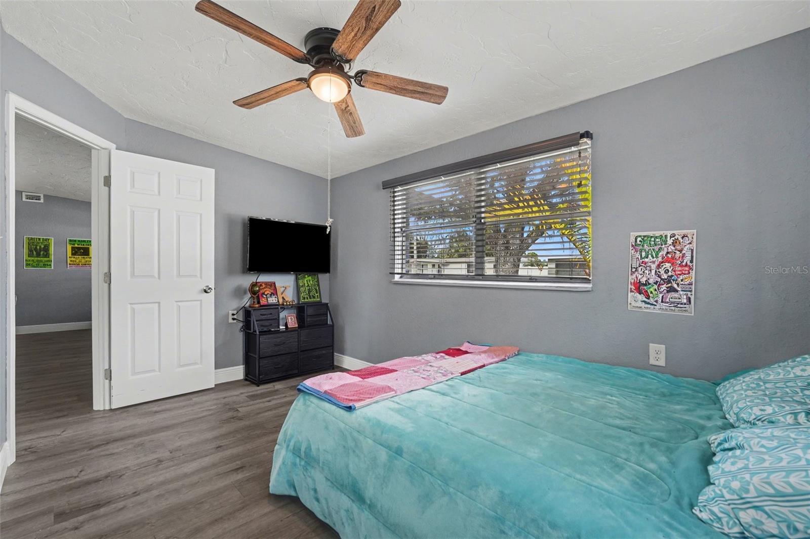 Image 18 of 29 For 6714 Sandra Drive