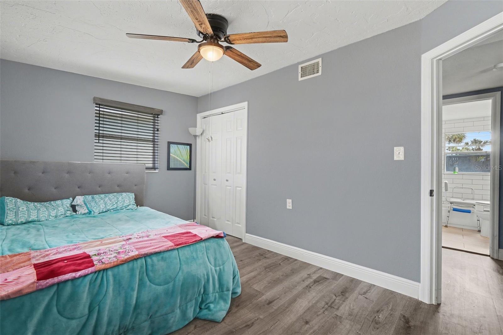 Image 19 of 29 For 6714 Sandra Drive