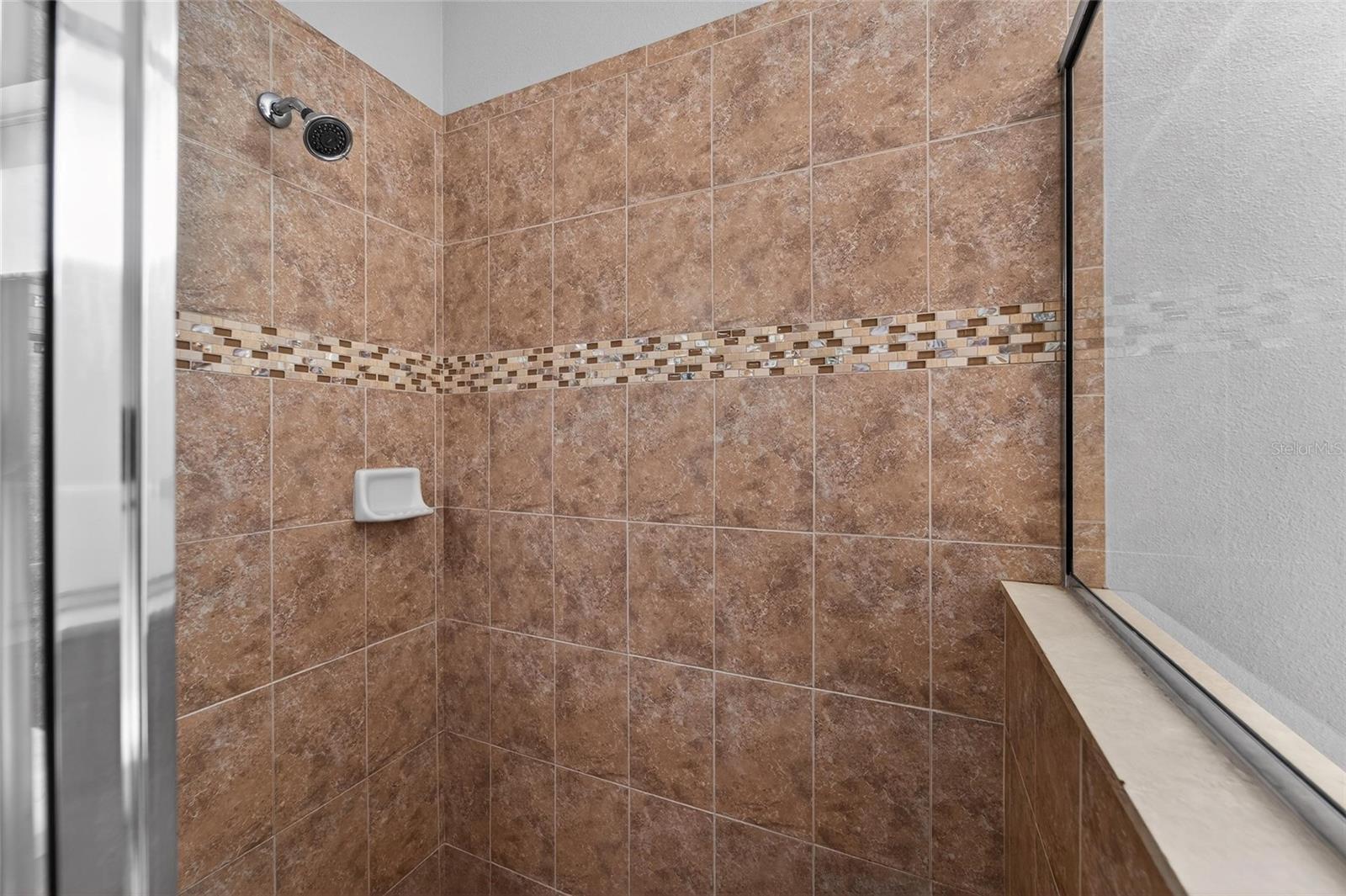 Image 26 of 57 For 627 Limona Woods Drive