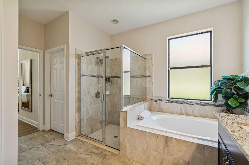 Image 15 of 40 For 3987 Sunset Lake Drive