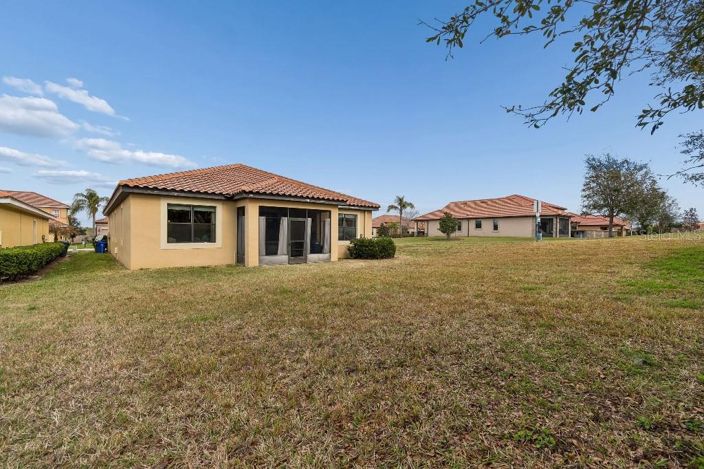 Image 27 of 40 For 3987 Sunset Lake Drive