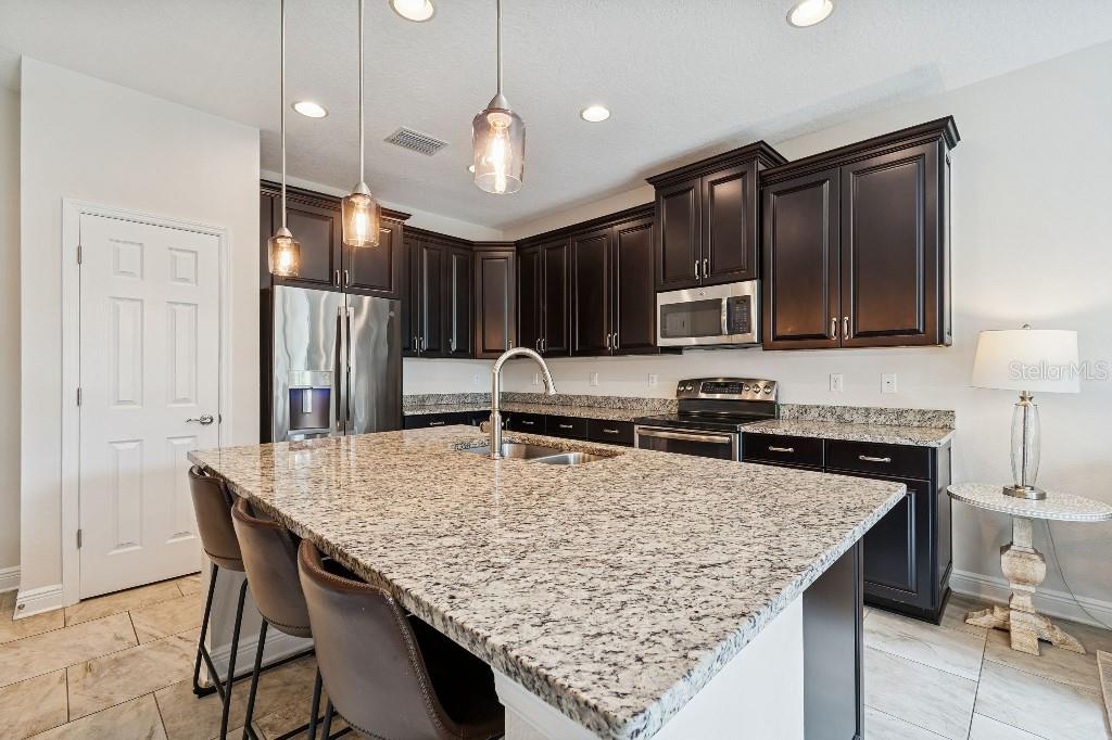 Image 7 of 40 For 3987 Sunset Lake Drive