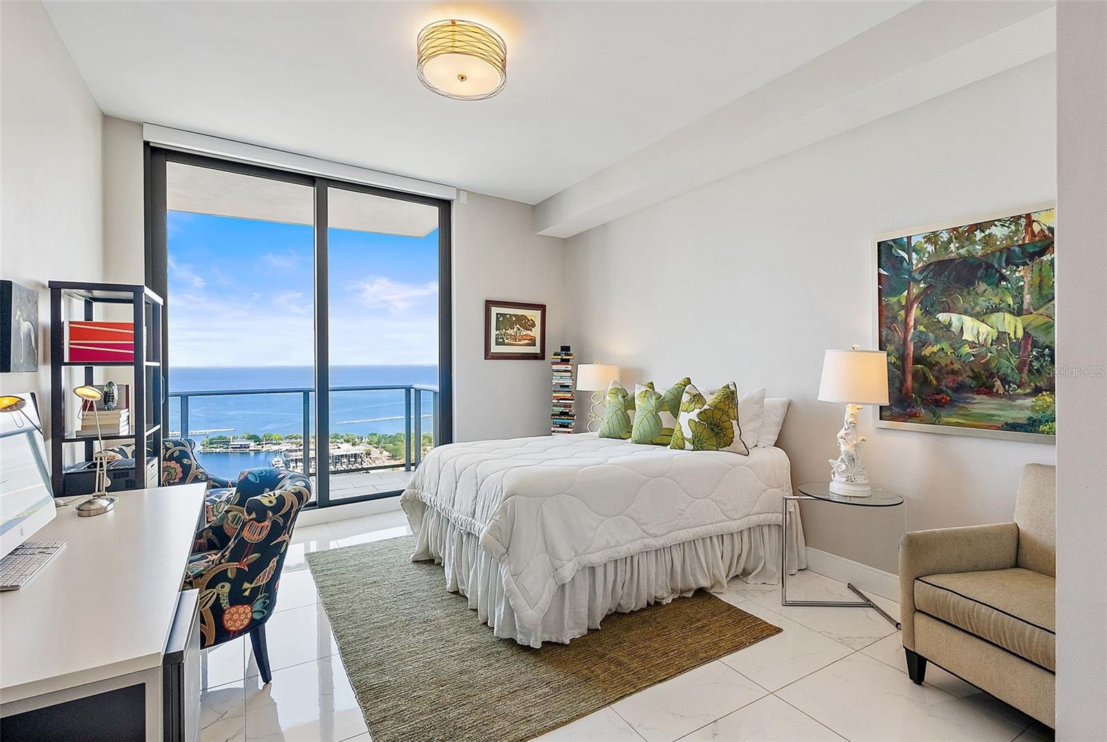 Image 19 of 50 For 100 1st Avenue N 2703