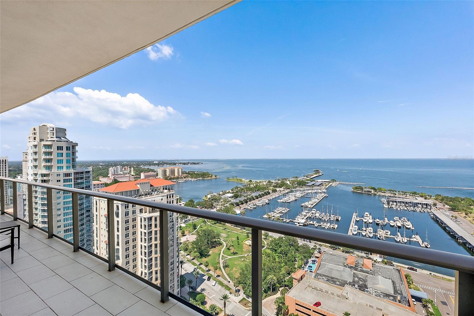 Image 26 of 50 For 100 1st Avenue N 2703