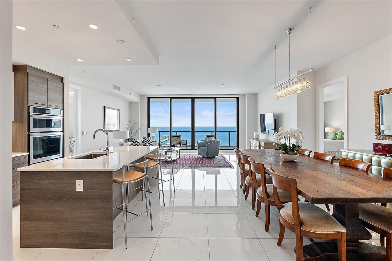 Image 5 of 50 For 100 1st Avenue N 2703