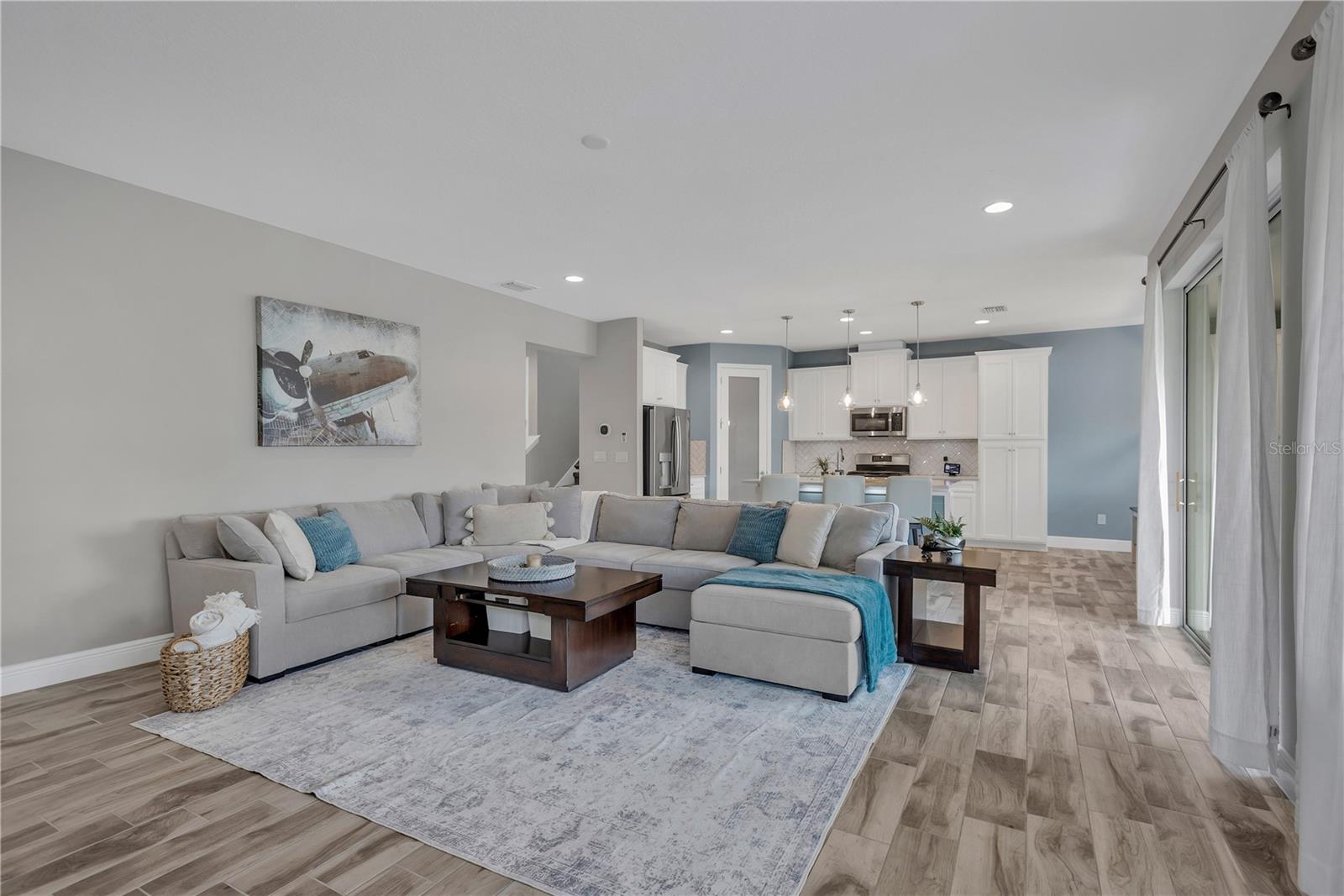 Image 11 of 44 For 6457 Seasound Drive