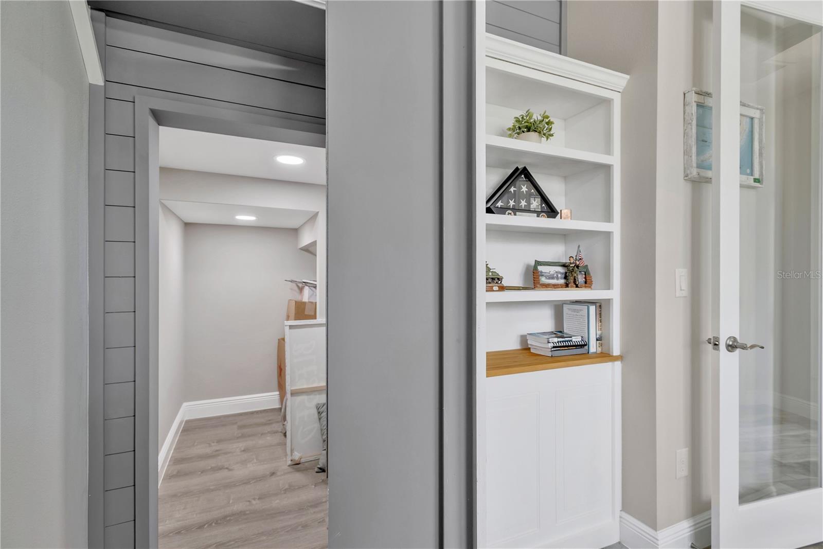 Image 15 of 44 For 6457 Seasound Drive