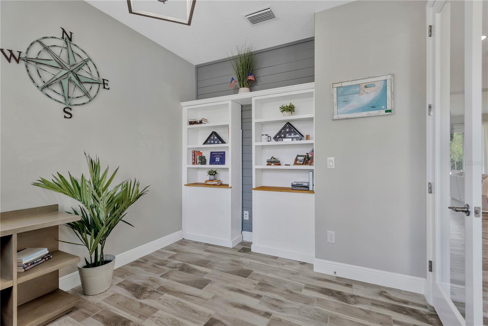 Image 16 of 44 For 6457 Seasound Drive