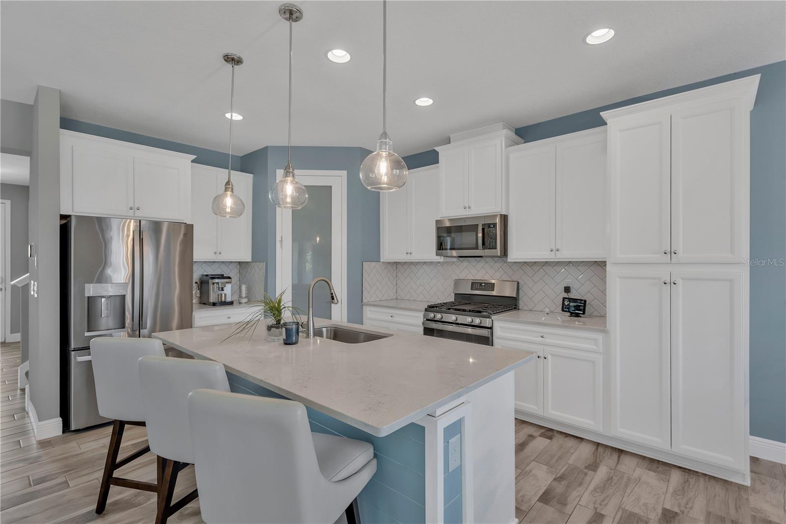 Image 5 of 44 For 6457 Seasound Drive