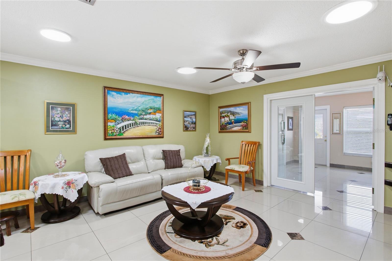 Image 13 of 44 For 1636 Lake Avenue 1